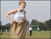 sports day 4 baggy runnning.jpg